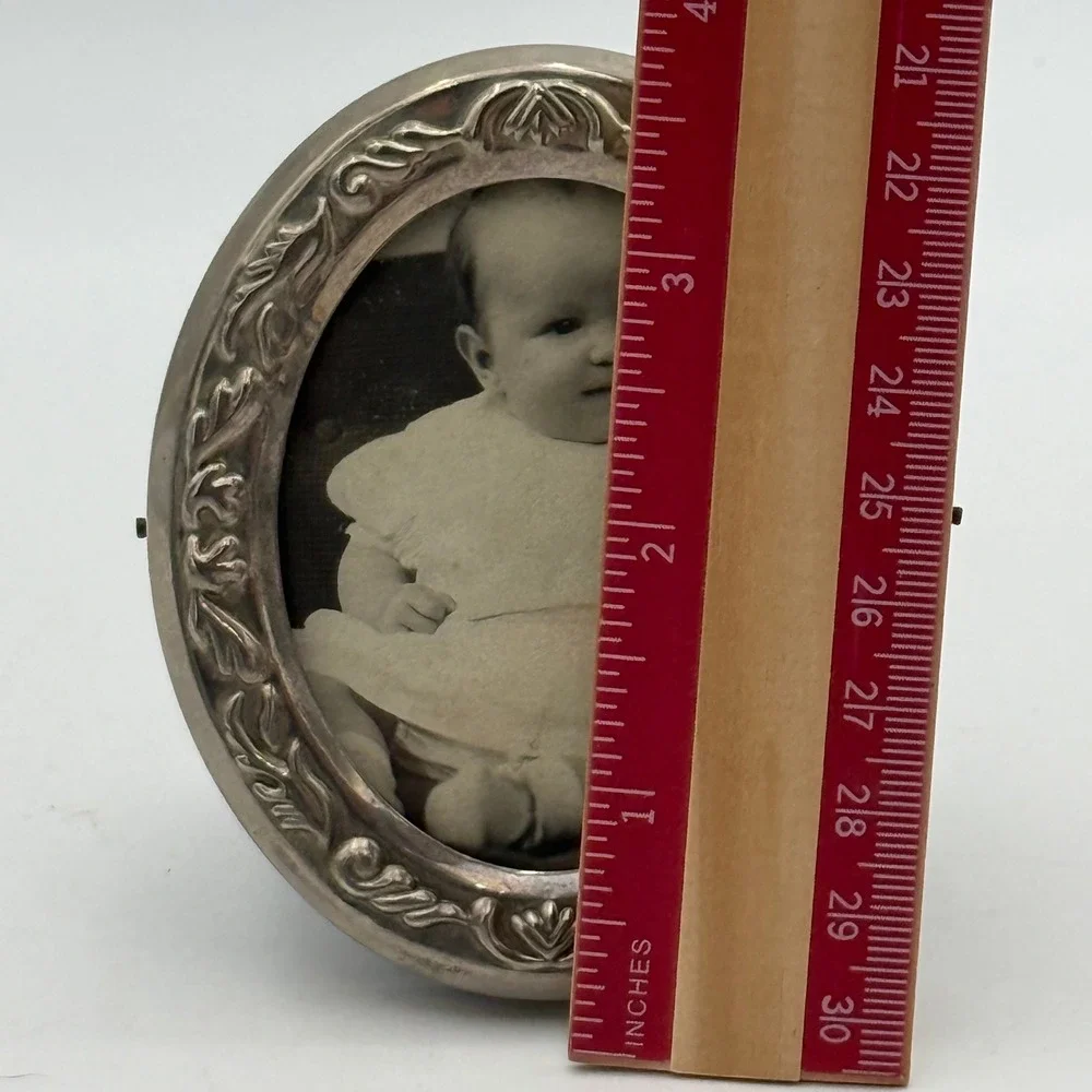 Vintage Oval Silver Tone Ornate Floral Embossed Easel Back Picture Frame 3x3.75